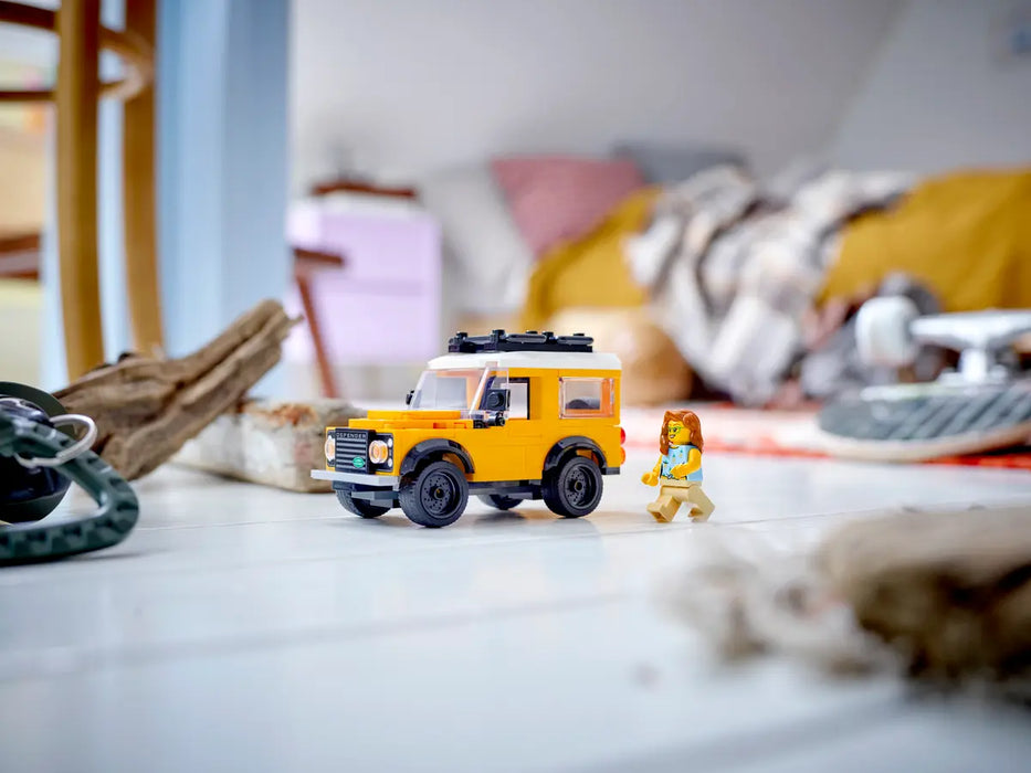 Lego Land Rover Classic Defender Yellow