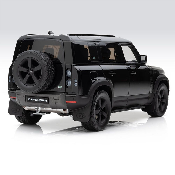 Land Rover Defender 110 V8 Scale Model 1:18 - Santorini Black