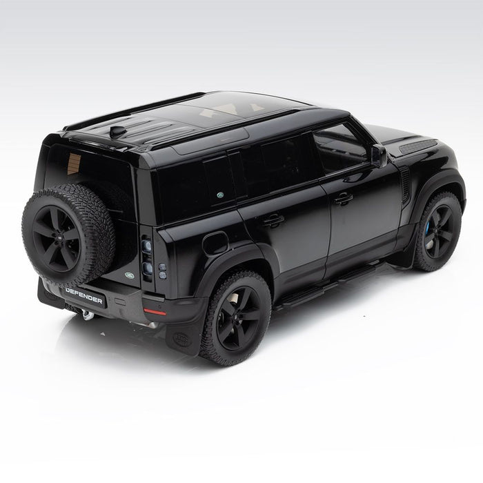 Land Rover Defender 110 V8 Scale Model 1:18 - Santorini Black