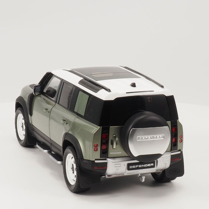 Land Rover Defender 110 1:18 Scale Model - Pangea Green