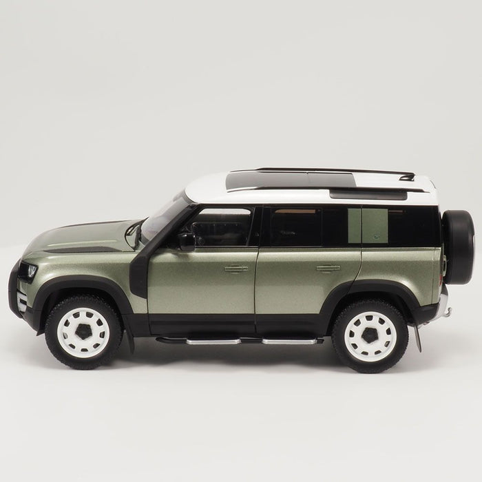 Land Rover Defender 110 1:18 Scale Model - Pangea Green