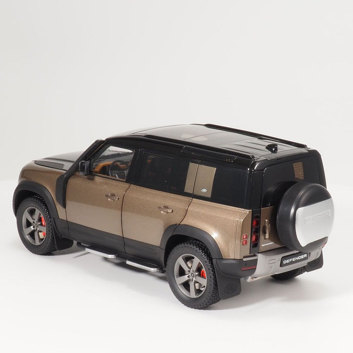 Land Rover Defender 110 1:18 Scale Model - Gondwana Stone