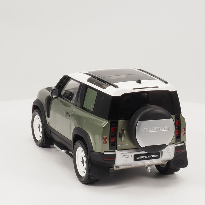 Land Rover Defender 90 1:18 Scale Model - Pangea Green