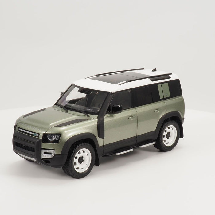 Land Rover Defender 110 1:18 Scale Model - Pangea Green