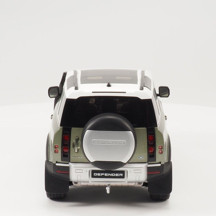 Land Rover Defender 90 1:18 Scale Model - Pangea Green