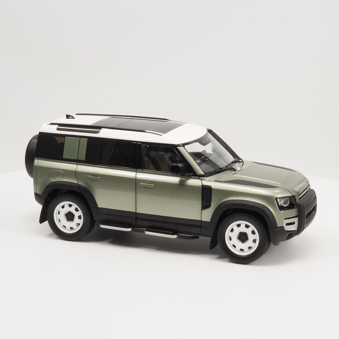 Land Rover Defender 110 1:18 Scale Model - Pangea Green