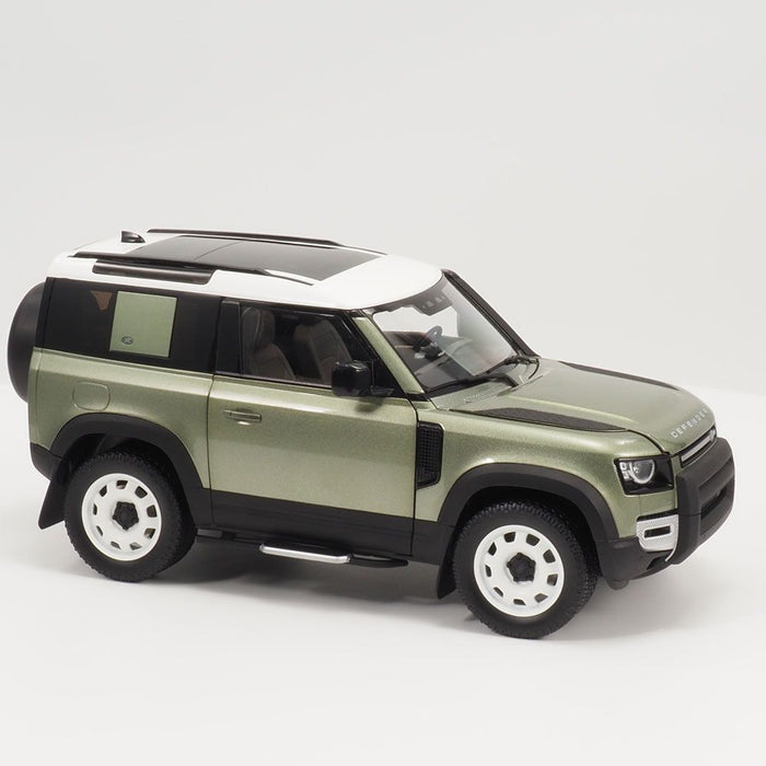 Land Rover Defender 90 1:18 Scale Model - Pangea Green