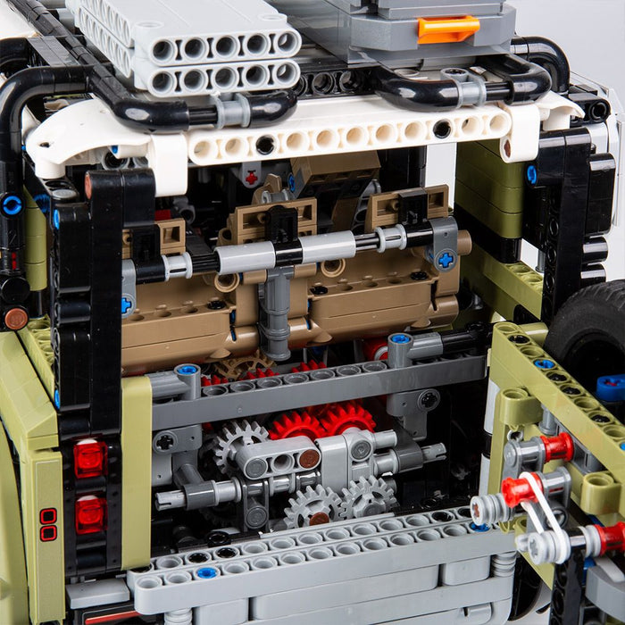 Land Rover Defender 90 LEGO® Technic