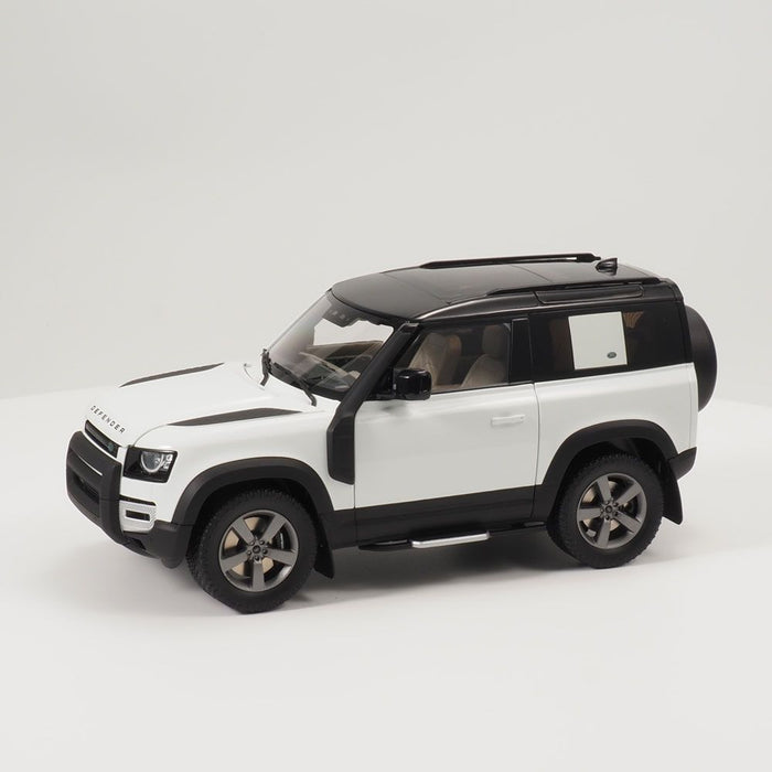 Land Rover Defender 90 1:18 Scale Model - Fuji White